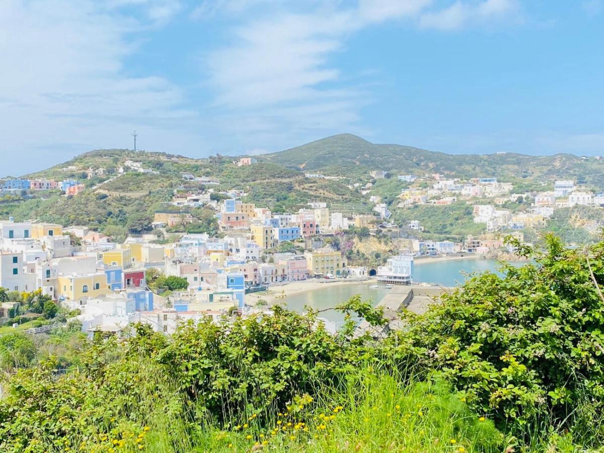 Casa Ninetta - Immobilevante Ponza Bagian luar foto